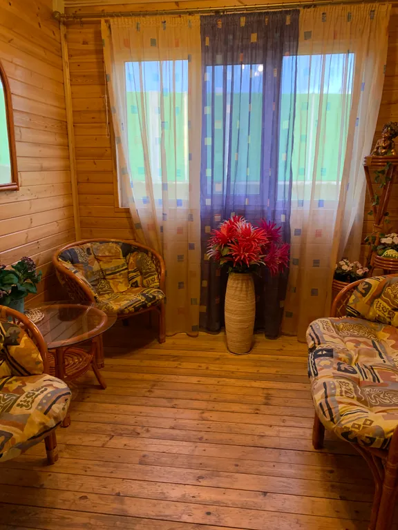 Дом 10-местный в Троицке, 100 м², Ватутинки — спальня, фото 4