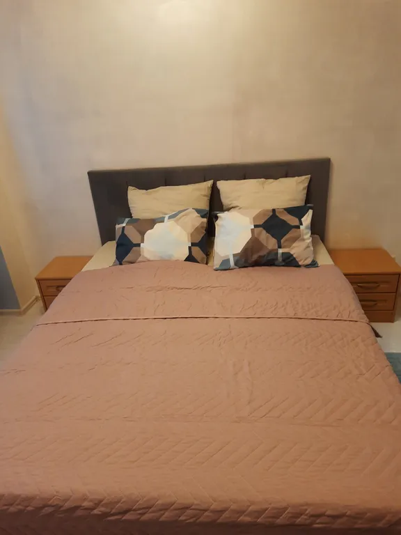 Квартира однокомнатная в Дзержинском, 44 м², Волгоград — спальня, фото 3