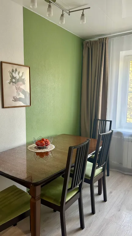Квартира двухкомнатная на улице Волкова, 55 м², Ростов-на-Дону — кухня, фото 5