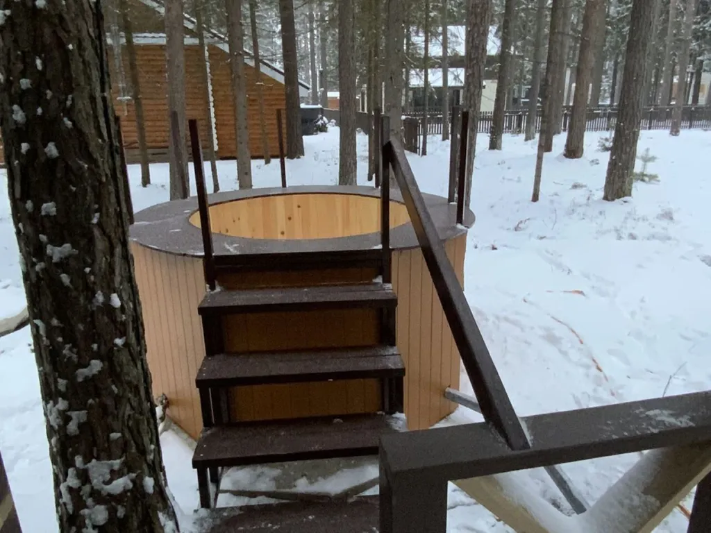 Коттедж 8-местный на территории База Отдыха Радуга, 97 м², Городец — двор, фото 7