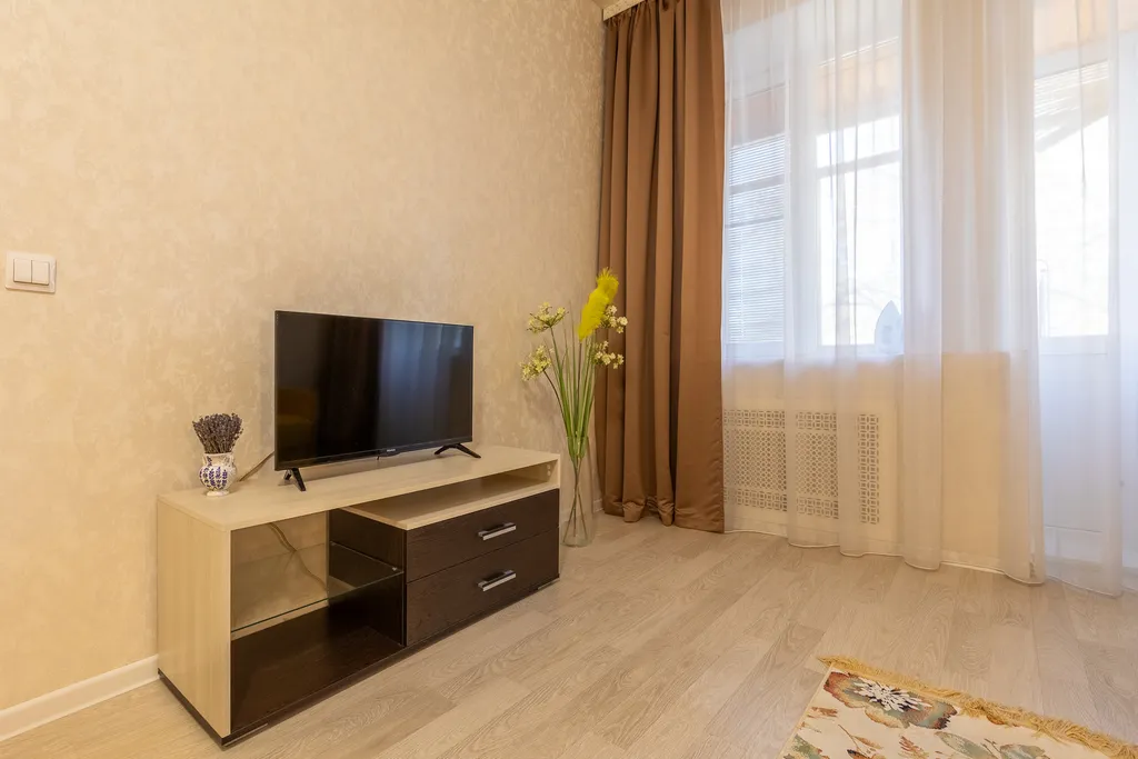 Квартира однокомнатная у Горьковской, в Кузнечихе, 45 м², Нижний Новгород — спальня, фото 5