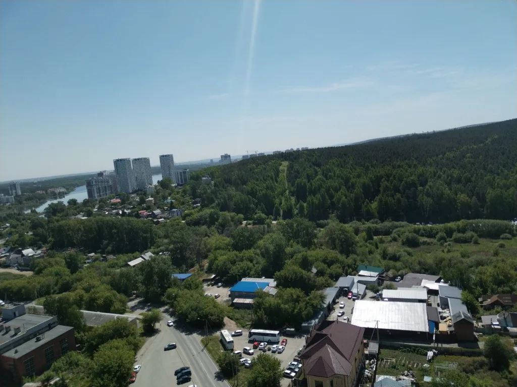 Студия однокомнатная в Чкаловском, 29 м², Екатеринбург — вид из окна, фото 3