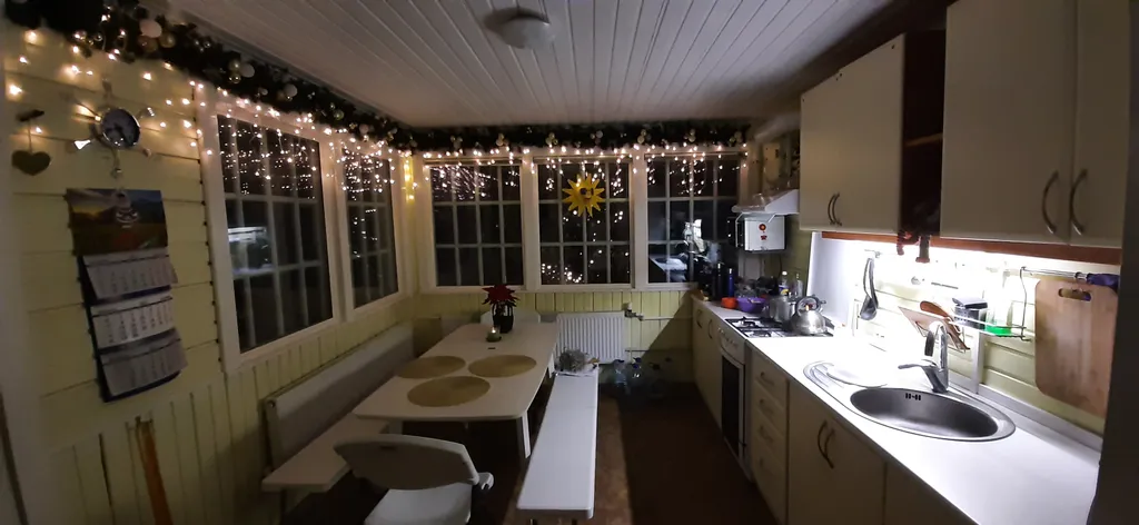 Коттедж 15-местный в Выборгском, 200 м², Парголово — фото 10