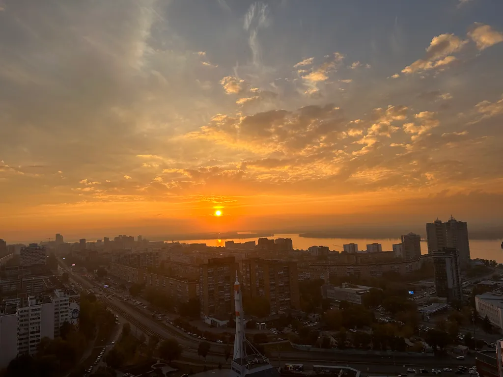 Квартира однокомнатная у Российской, в Октябрьском, 47 м², Самара — вид из окна, фото 3