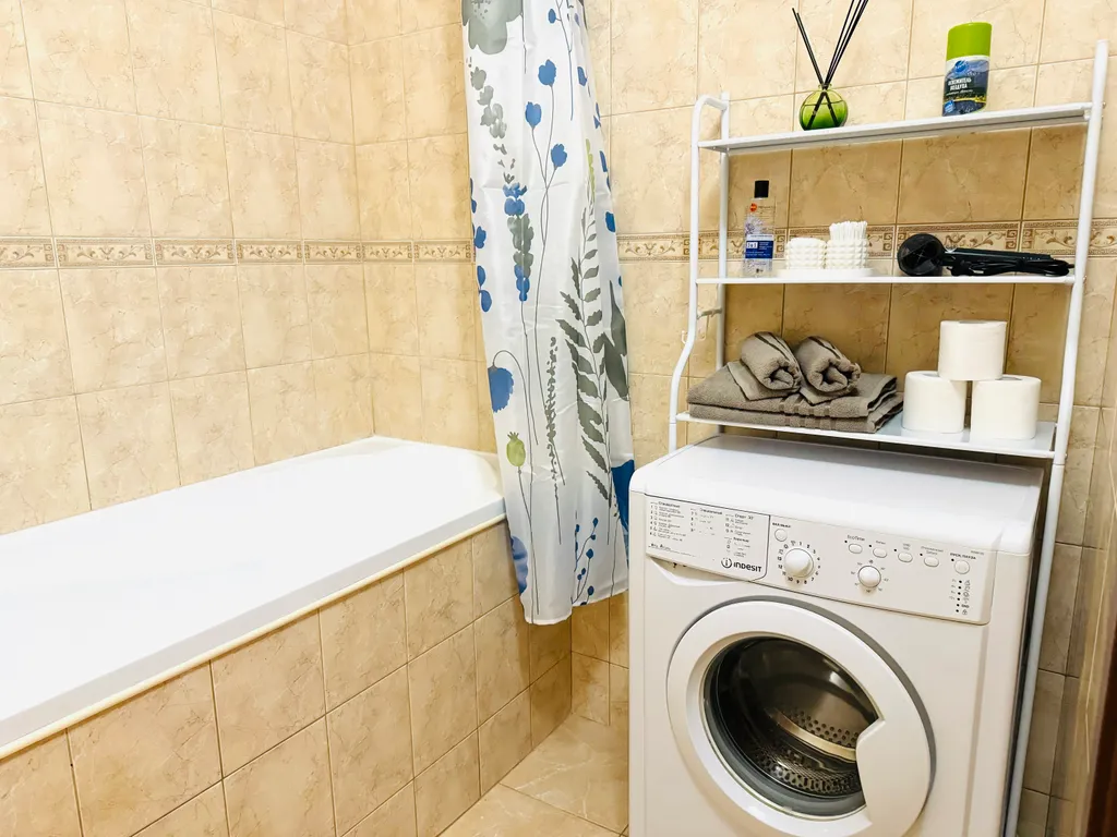 Квартира однокомнатная в микрорайоне Супонево, 42 м², Звенигород — ванная комната, фото 2