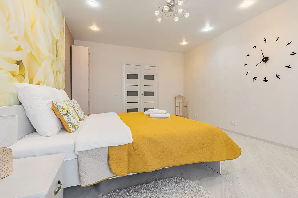 Квартира двухкомнатная у Горьковской, в Кузнечихе, 60 м², Нижний Новгород — спальня, фото 10