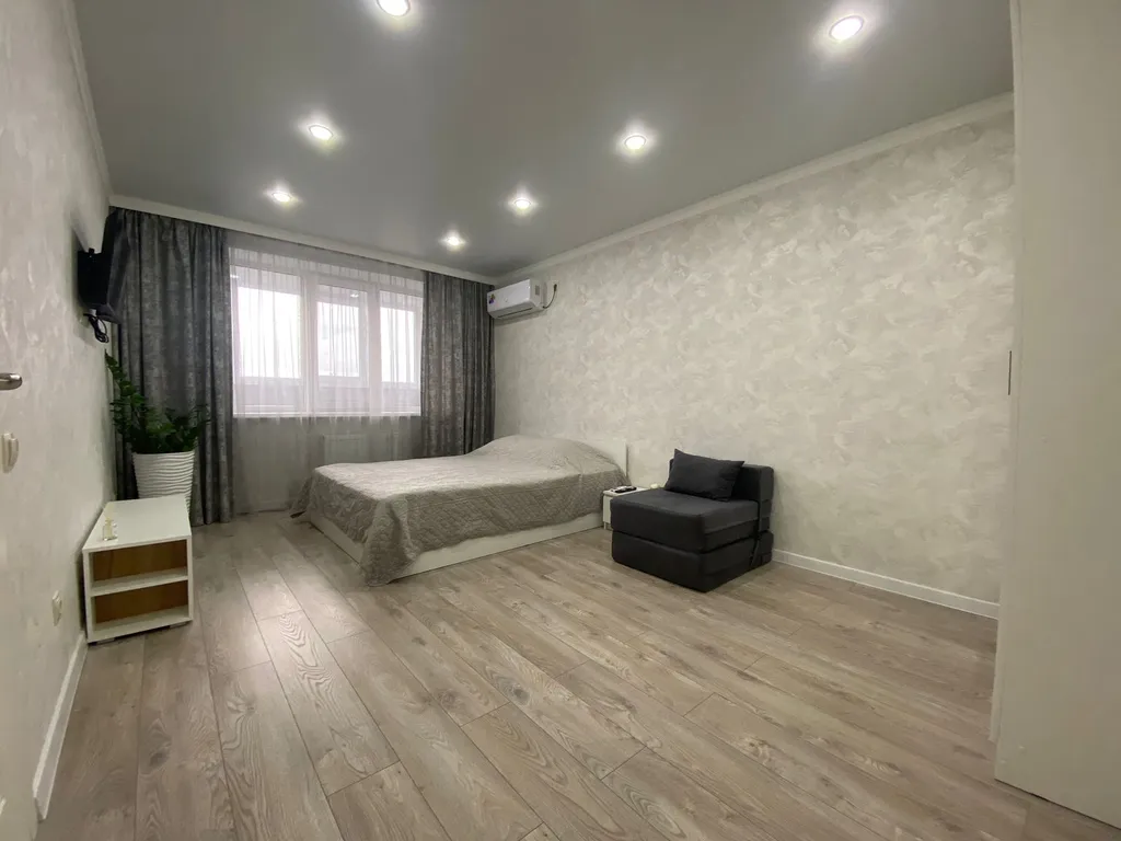 Квартира однокомнатная на улице Булгакова, 34 м², Пятигорск — спальня, фото 2