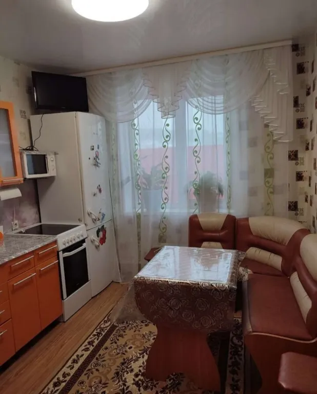 Квартира однокомнатная на улице Дзержинского, 40 м², Шерегеш — кухня, фото 4