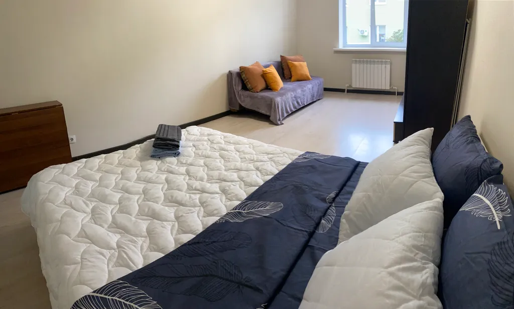 Квартира однокомнатная в Красноглинском, 37 м², Самара — спальня, фото 3