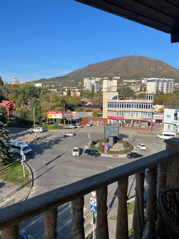 Студия однокомнатная на улице Первомайской, 31 м², Пятигорск — вид из окна