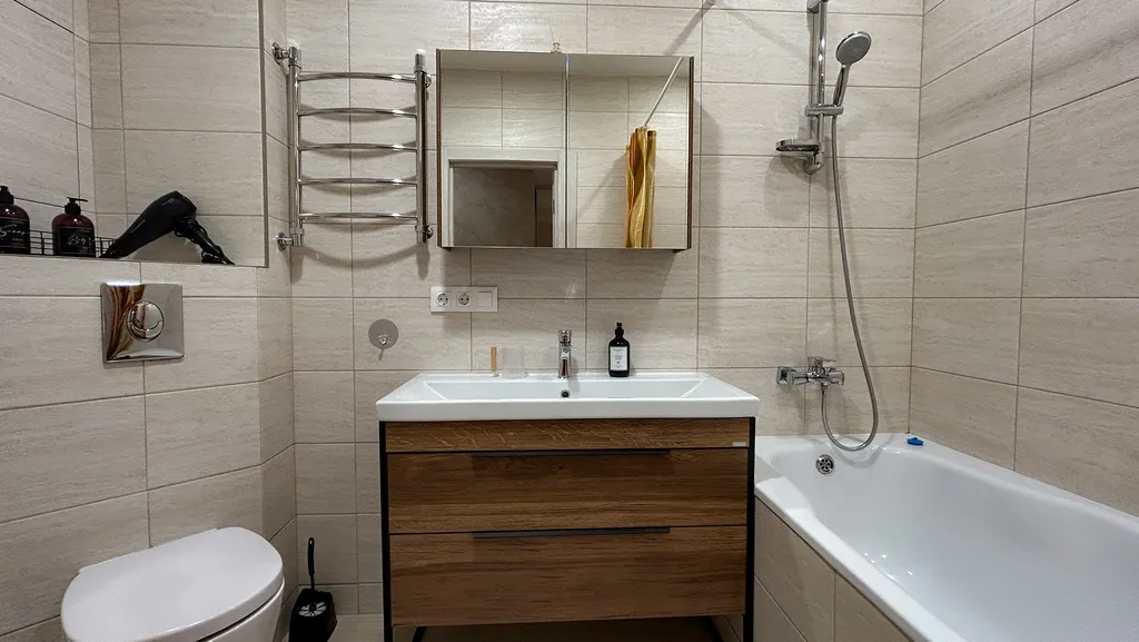 Квартира однокомнатная в переулке Одесском, 40 м², Самара — ванная комната