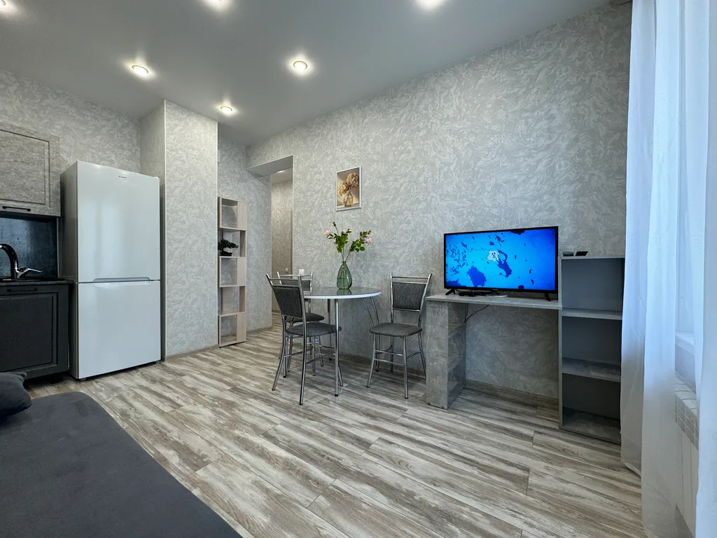 Квартира однокомнатная в Октябрьском, 50 м², Иркутск — кухня
