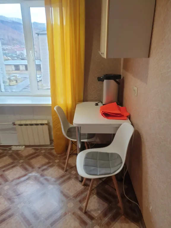 Апартаменты трёхкомнатные на улице Ленина, 56 м², Слюдянка — фото 2