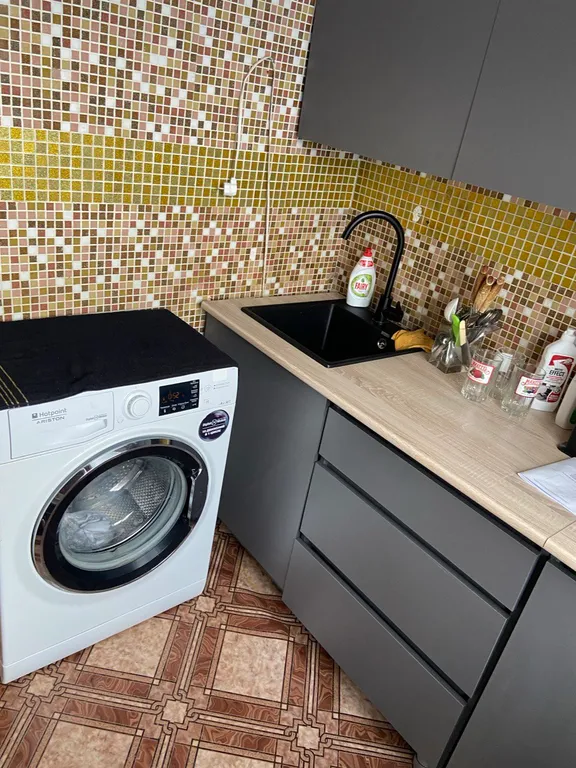Апартаменты трёхкомнатные на улице Ленина, 56 м², Слюдянка — фото 3