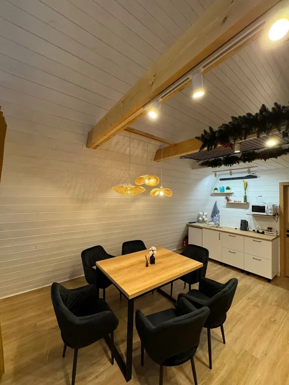 Дом 6-местный в Советском, 65 м², Казань — кухня, фото 10