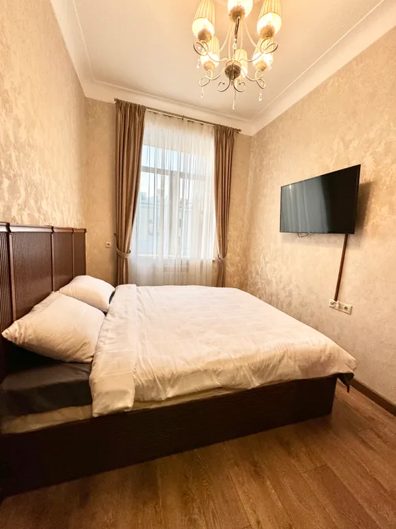 Квартира двухкомнатная на проспекте Кирова, 54 м², Пятигорск — спальня, фото 10