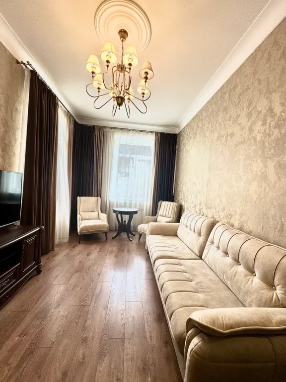 Квартира двухкомнатная на проспекте Кирова, 54 м², Пятигорск — спальня, фото 2