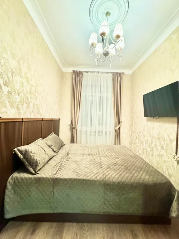 Квартира двухкомнатная на проспекте Кирова, 54 м², Пятигорск — спальня, фото 4