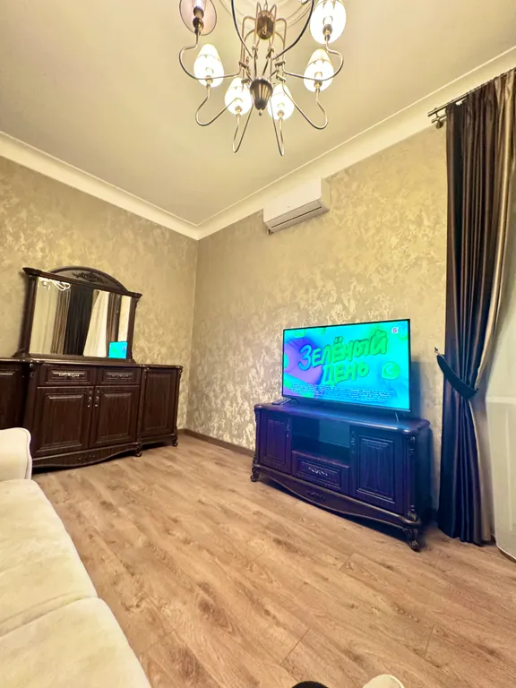 Квартира двухкомнатная на проспекте Кирова, 54 м², Пятигорск — спальня, фото 5
