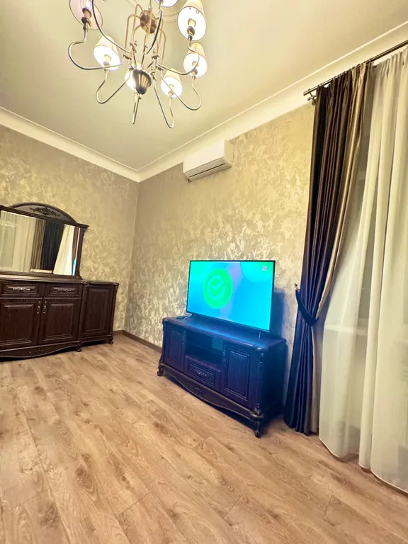Квартира двухкомнатная на проспекте Кирова, 54 м², Пятигорск — фото 20