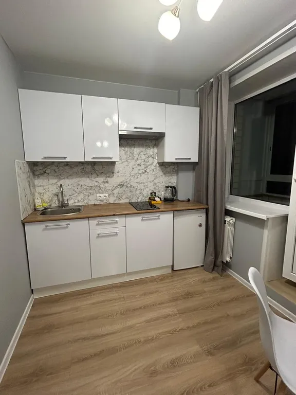 Студия однокомнатная на улице Спасской, 27 м², Ярославль — кухня, фото 2