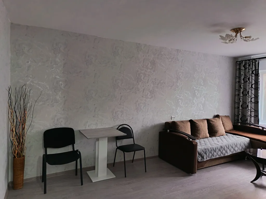 Квартира двухкомнатная на улице Победы, 44 м², Сортавала — спальня, фото 2