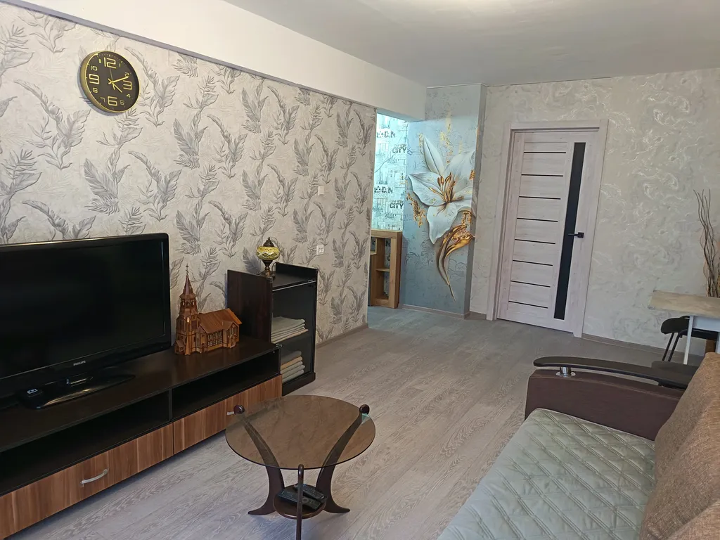 Квартира двухкомнатная на улице Победы, 44 м², Сортавала — спальня, фото 3