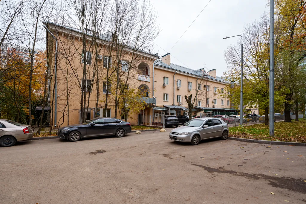 Студия однокомнатная у метро Севастопольская, 20 м², Москва — двор, фото 2