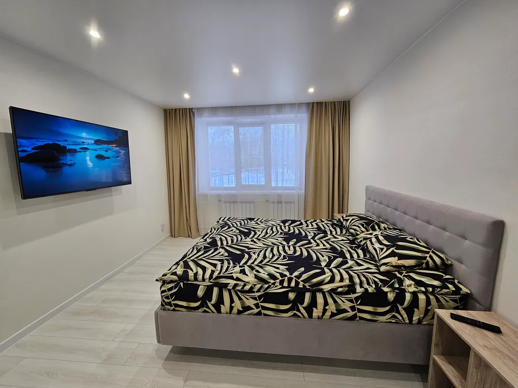 Квартира двухкомнатная на улице Октябрьской, 58 м², Великий Новгород — фото 22