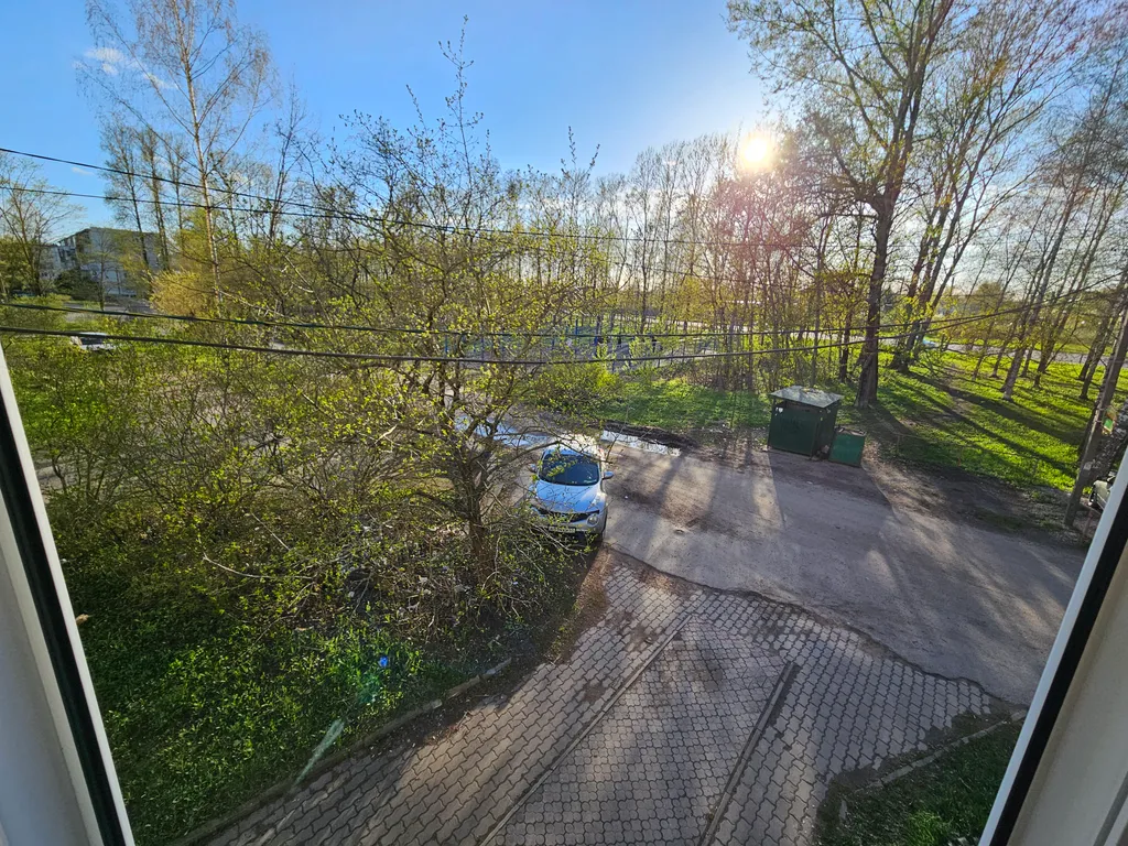 Квартира двухкомнатная на улице Октябрьской, 58 м², Великий Новгород — вид из окна