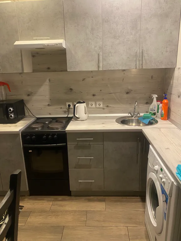 Апартаменты двухкомнатные в переулке Первостроителее, 80 м², Кстово — кухня, фото 5