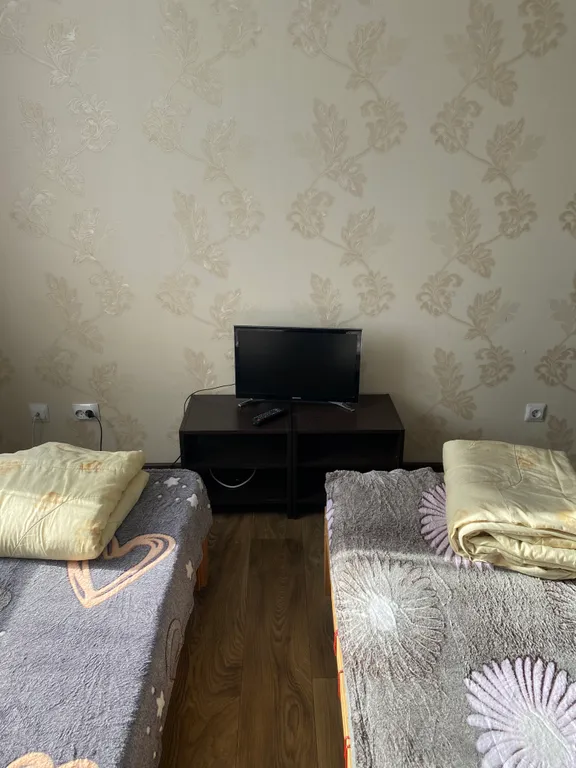 Апартаменты двухкомнатные в переулке Первостроителее, 80 м², Кстово — спальня, фото 11