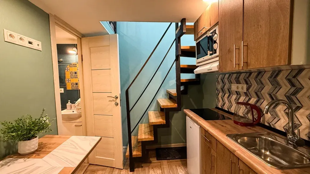 Студия однокомнатная у Автозаводской, в Даниловском, 12 м², Москва — кухня, фото 2