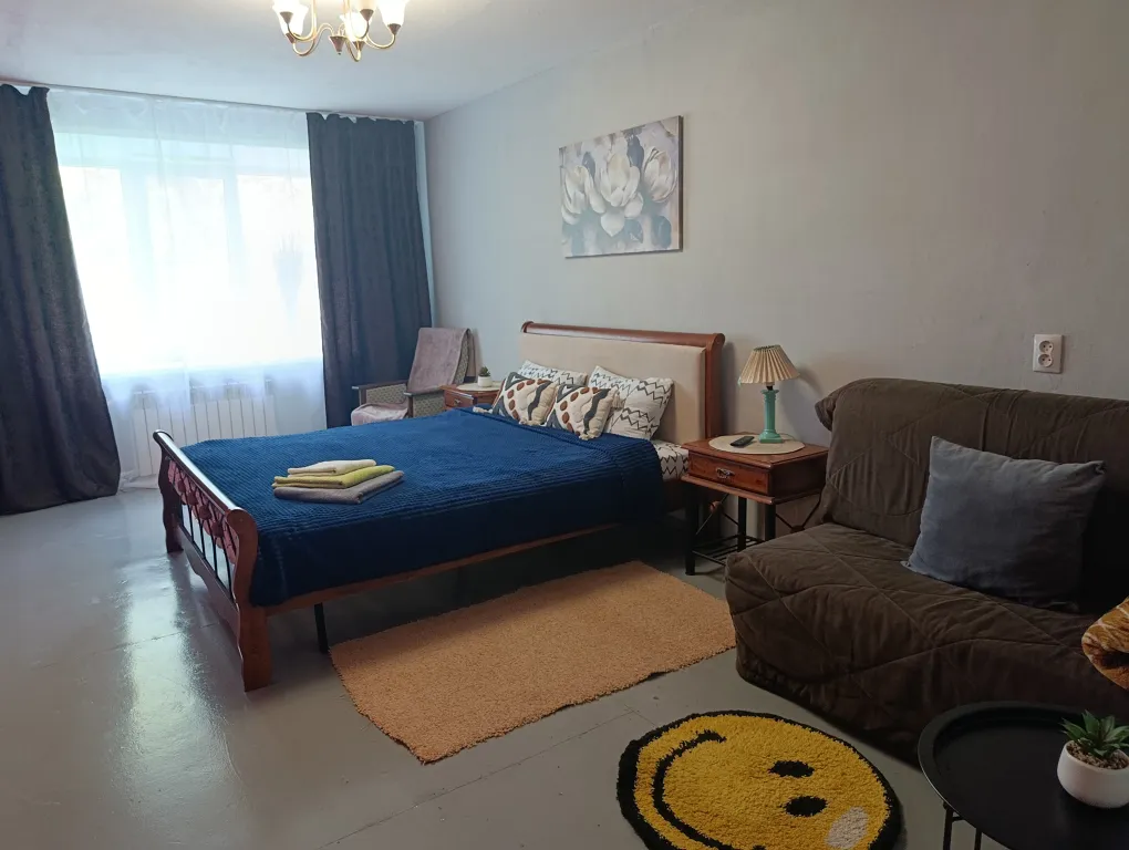 Квартира однокомнатная на улице Рыбинской, 37 м², Ярославль — спальня, фото 5