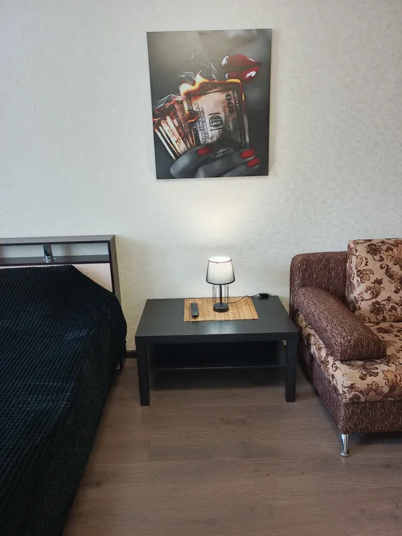 Квартира однокомнатная в Октябрьском, 50 м², Самара — спальня