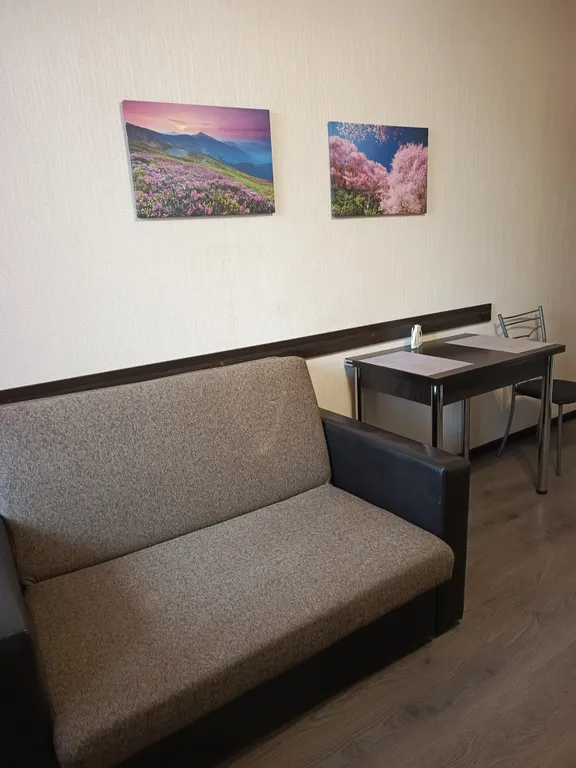 Квартира однокомнатная в Октябрьском, 50 м², Самара — спальня, фото 2