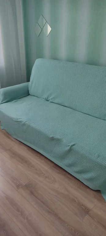 Квартира двухкомнатная на улице Чехова, 45 м², Таганрог — спальня, фото 3