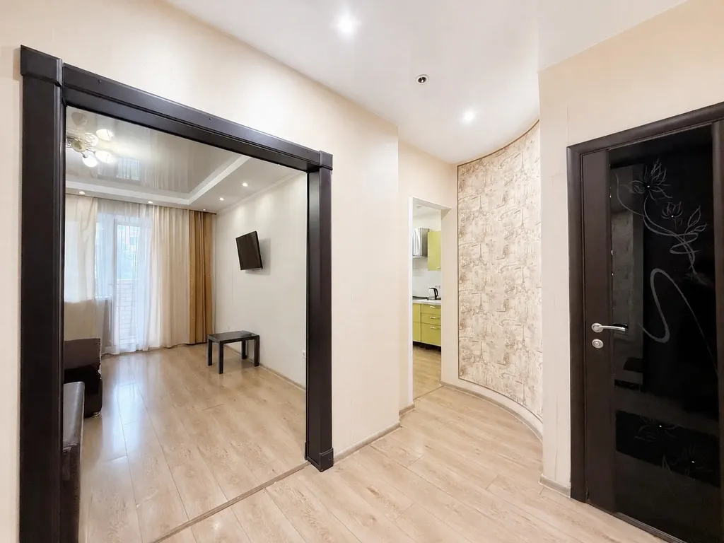 Квартира однокомнатная на улице Минской, 52 м², Тюмень — фото 6