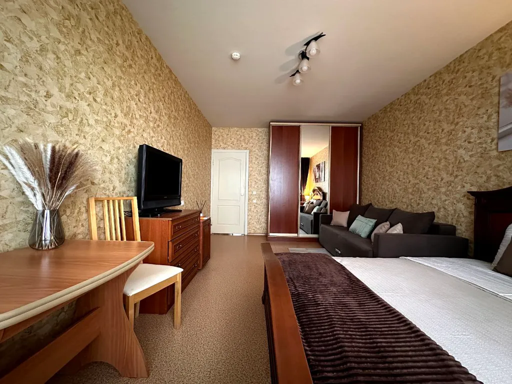 Квартира двухкомнатная у Парка Культуры, в Соцгороде, 80 м², Нижний Новгород — фото 3