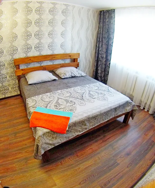 Квартира двухкомнатная на площади Мире, 45 м², Кстово — спальня, фото 2
