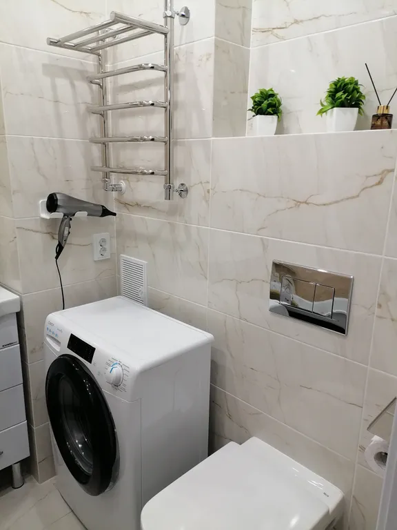 Квартира двухкомнатная в Кировском, 51 м², Волгоград — ванная комната, фото 2
