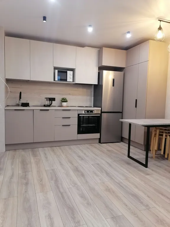 Квартира однокомнатная на улице Красноармейской, 40 м², Верхняя Пышма — кухня, фото 5