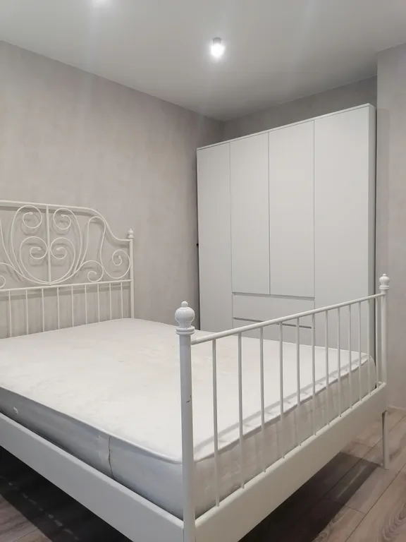 Квартира однокомнатная на улице Красноармейской, 40 м², Верхняя Пышма — спальня