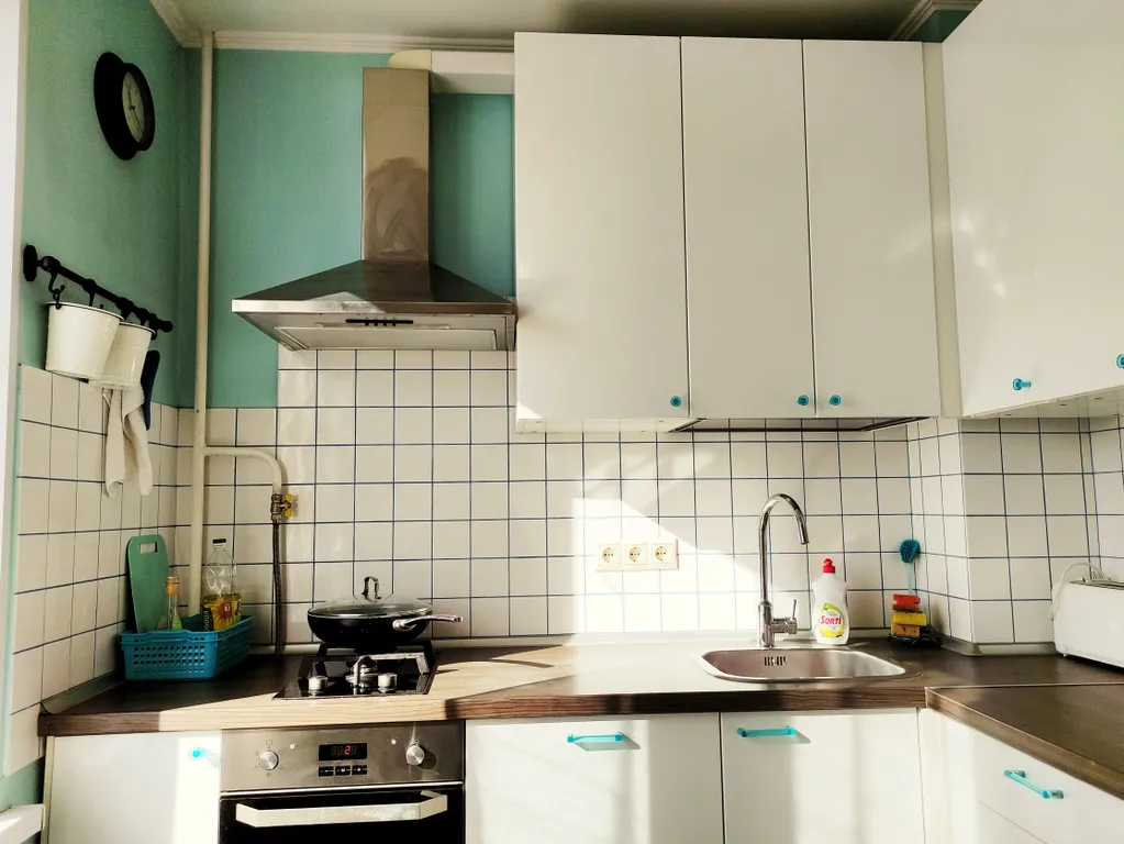 Квартира однокомнатная у Южной, в Чертаново Северное, 34 м², Москва — кухня, фото 3