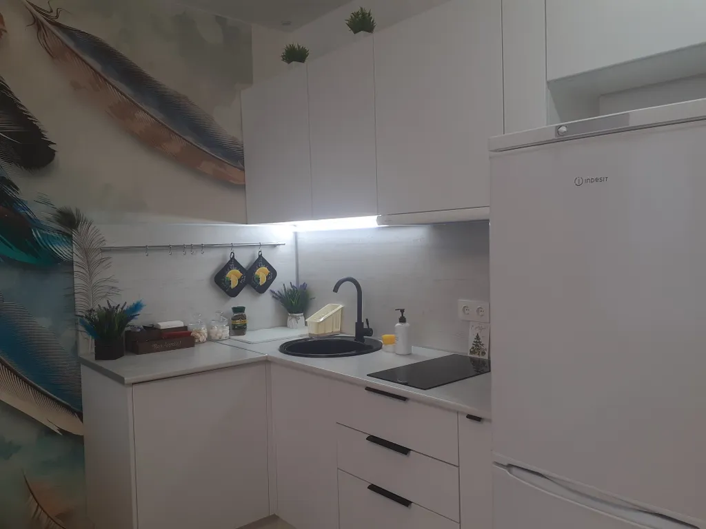 Студия однокомнатная на улице Академика Колмогорова, 27 м², Ярославль — кухня, фото 2