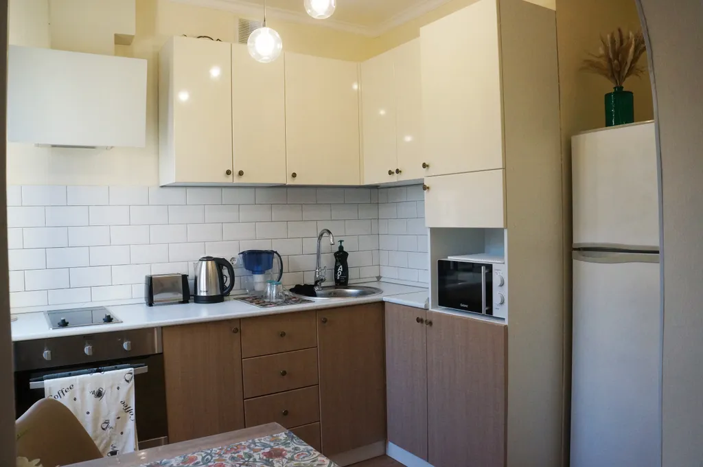 Квартира однокомнатная в Автозаводском, 32 м², Тольятти — кухня, фото 3