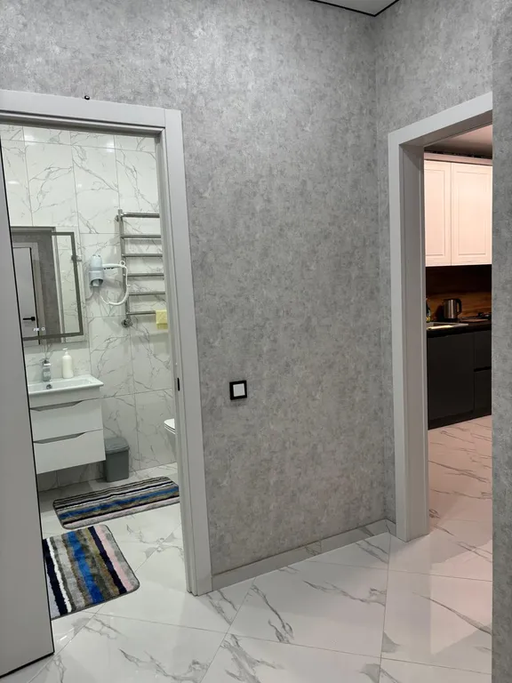 Квартира двухкомнатная на улице Замковой, 50 м², Кисловодск — фото 12