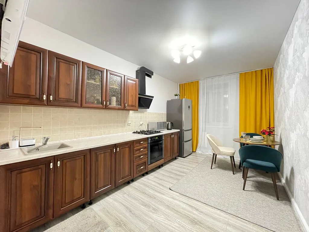 Квартира однокомнатная у Площади Габдуллы Тукая, в Вахитовском, 44 м², Казань — кухня