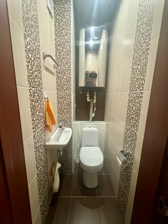 Квартира двухкомнатная у Горьковской, в Кузнечихе, 72 м², Нижний Новгород — ванная комната