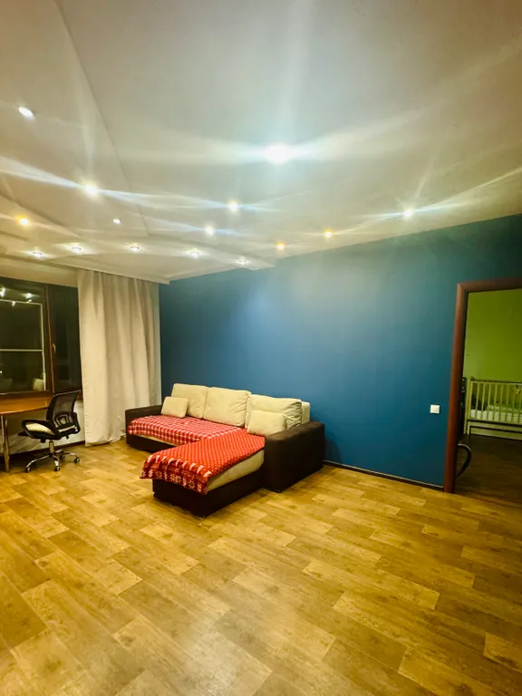 Квартира двухкомнатная у Горьковской, в Кузнечихе, 72 м², Нижний Новгород — спальня, фото 2